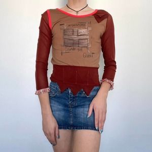 Save the queen amazonia mesh long sleeve tee